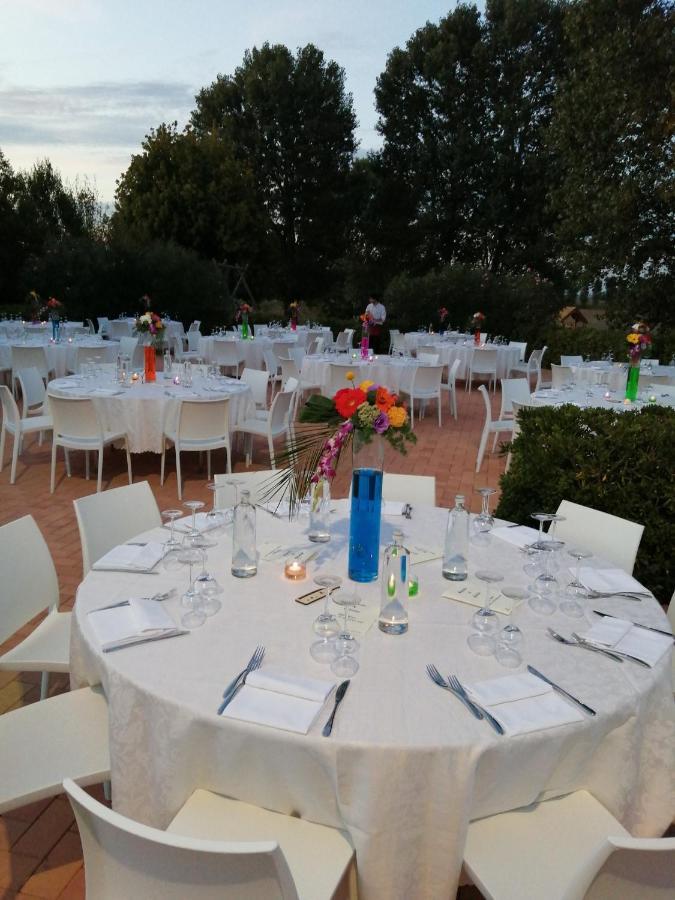 Oasi Bianca Hotel Pomposa Buitenkant foto