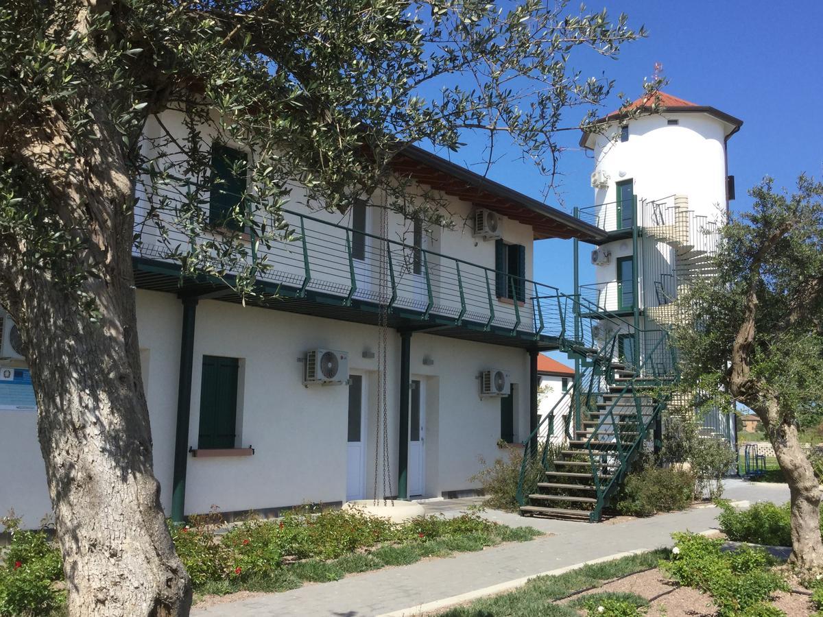Oasi Bianca Hotel Pomposa Buitenkant foto