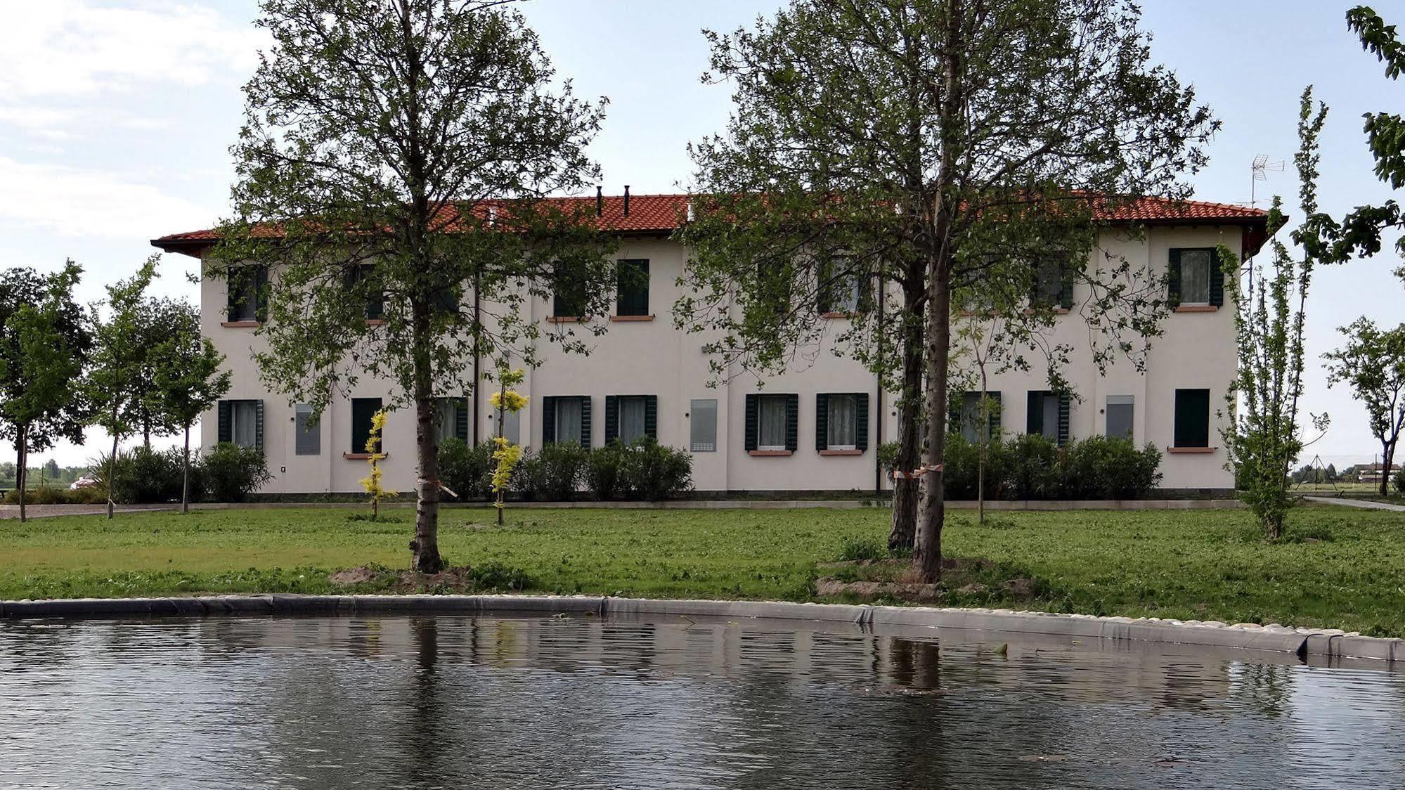 Oasi Bianca Hotel Pomposa Buitenkant foto